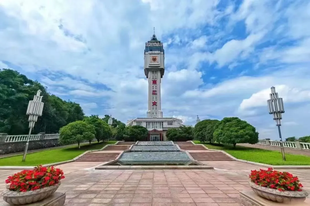 南京工业大学食品科学学院 